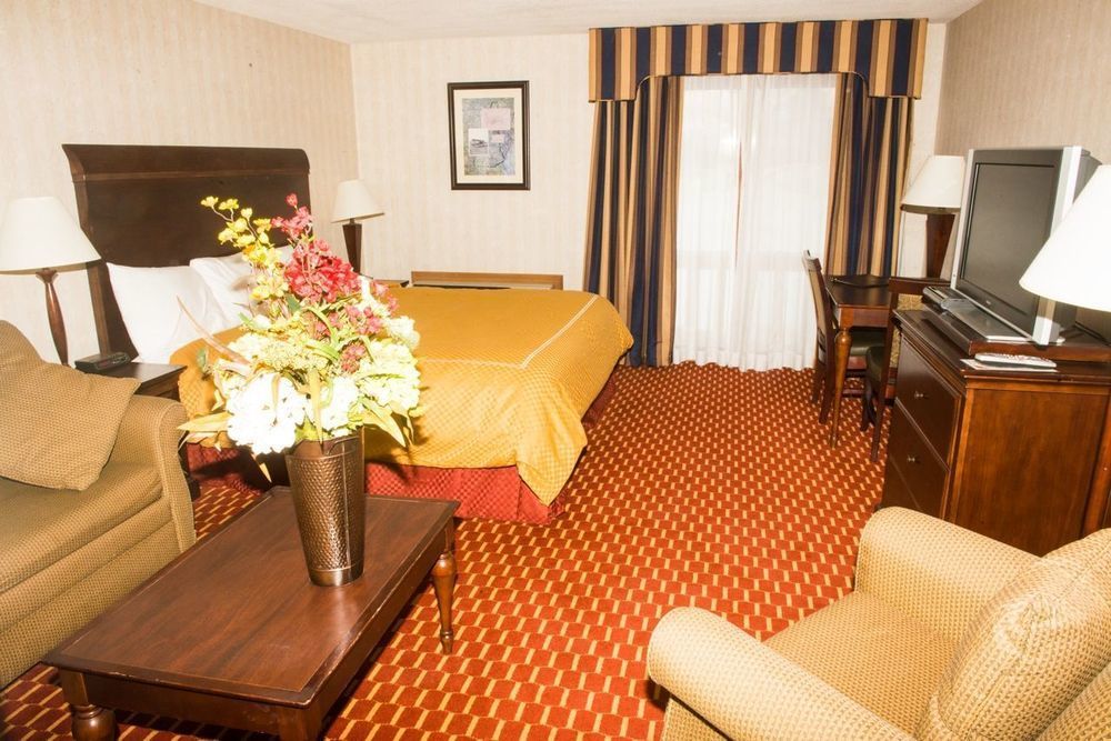 Hampton Falls Inn Екстериор снимка