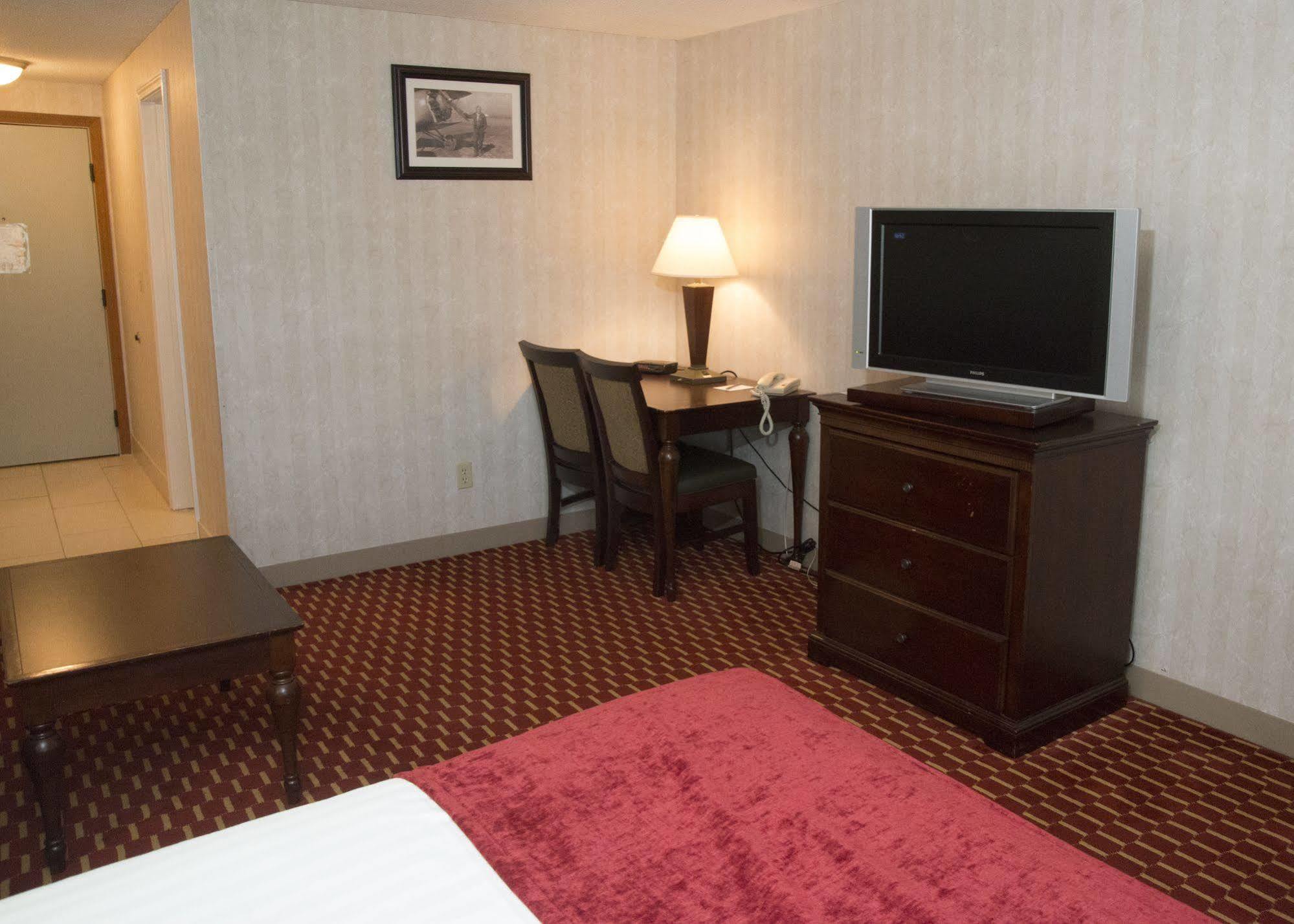 Hampton Falls Inn Екстериор снимка